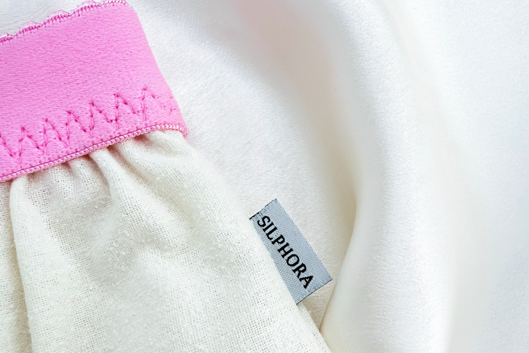 Luxury 100% Mulberry Silk exfoliating glove for smooth, revitalized skin and a spa-like experience